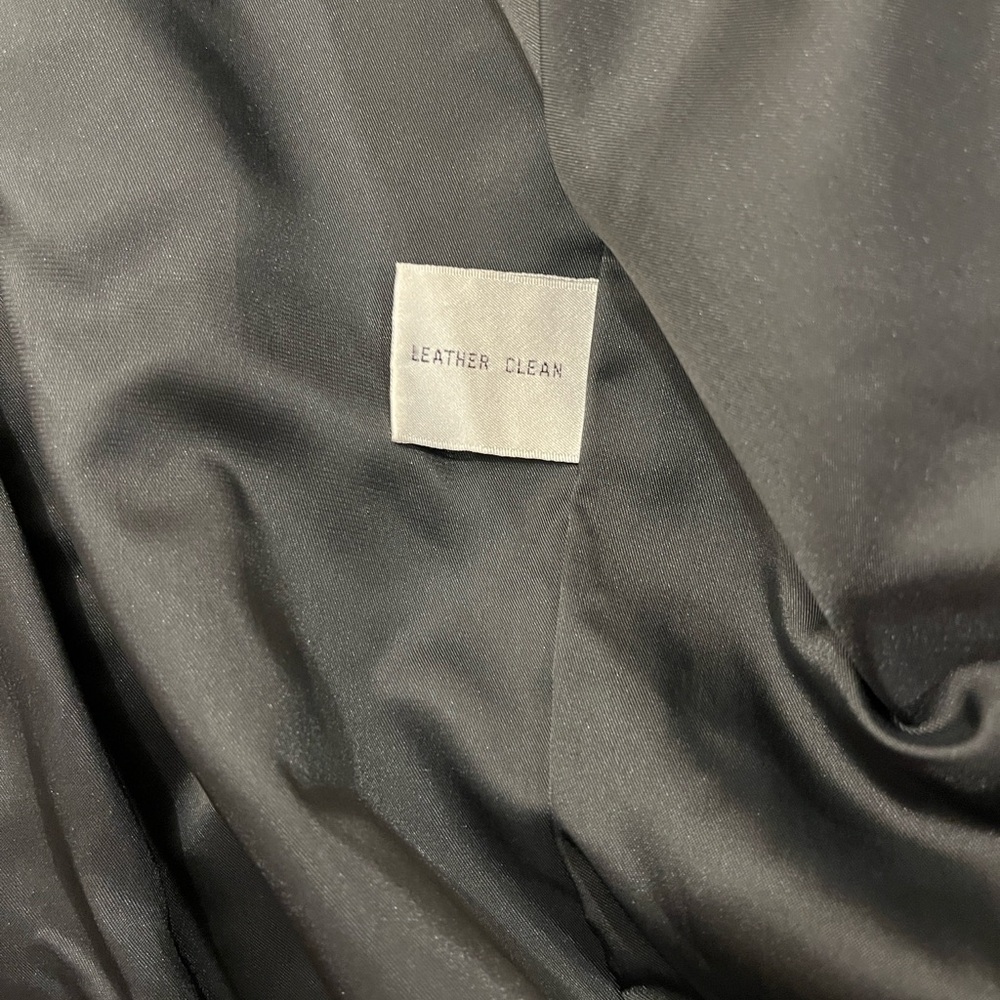 Vintage Onde Black Leather Coat View 6